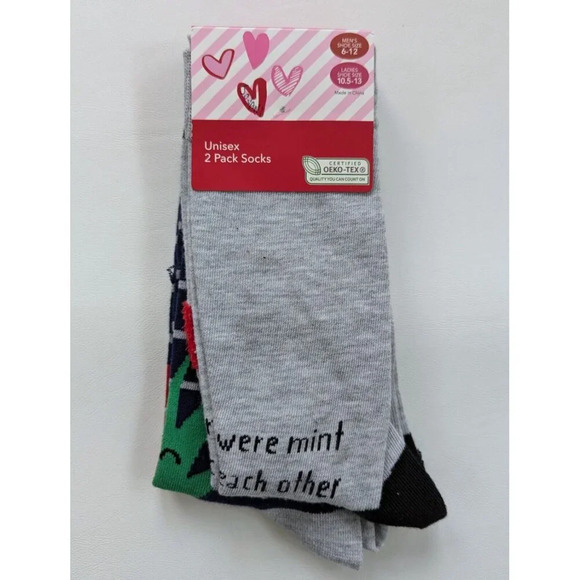 Valentine Pack Of Two Pairs Of Novelty Socks Unisex Adults Brand New With Tags - Picture 1 of 4